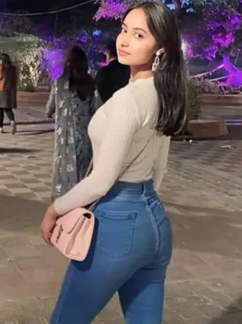 Call girl services Delhi